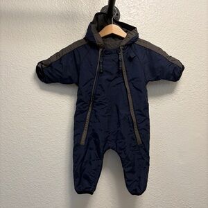 Big Chill hooded snow suit infant 6-12 months Navy Blue full body winter suit